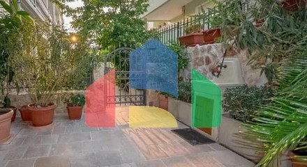 Квартира с двумя спальными комнатами в Херцег Нови недалеко от моря
