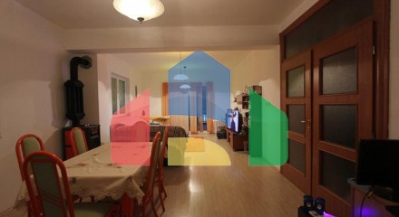 A furnished house in Topla