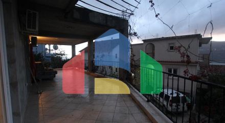 Двухэтажный дом в Xерцег Нови