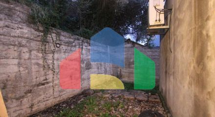 Двухэтажный дом в Xерцег Нови