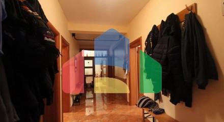 A furnished house in Topla