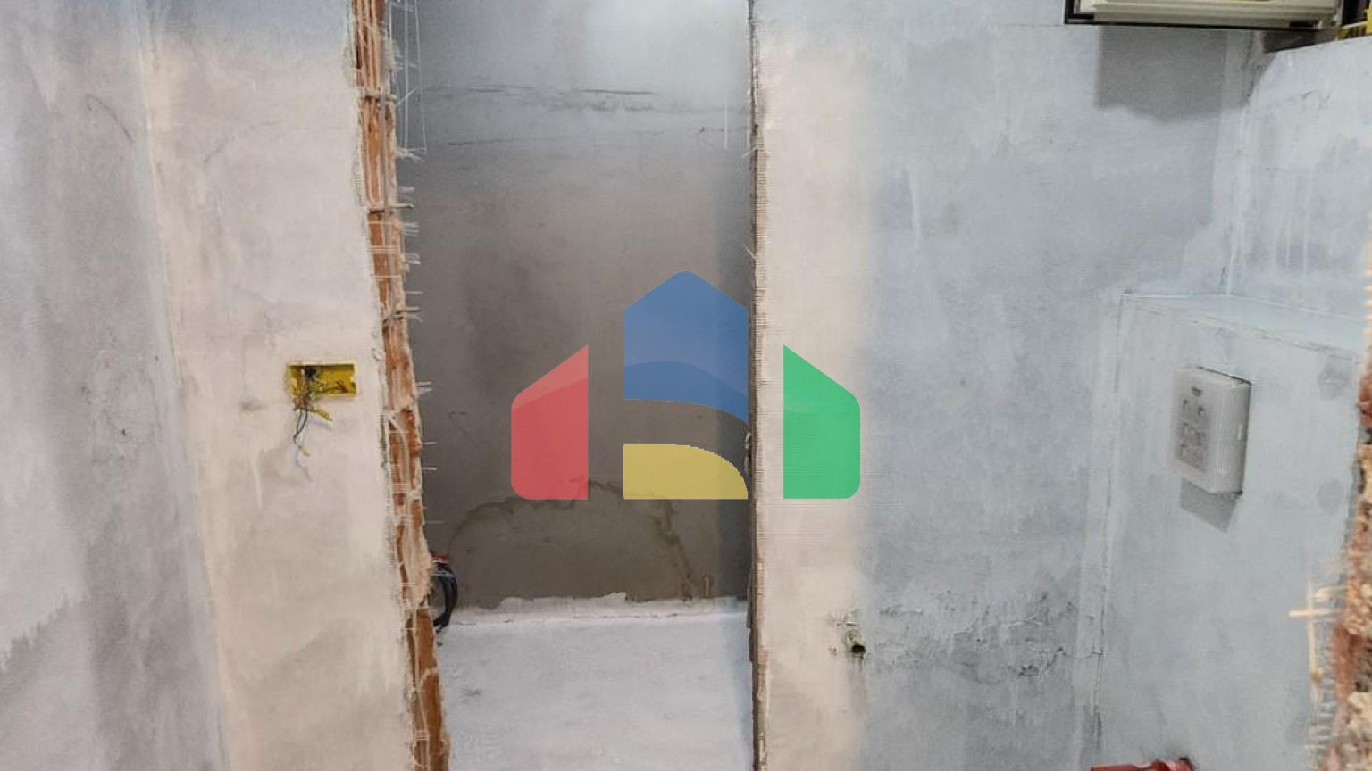 Трехэтажный дом в Ульцине, район Лиман