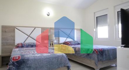 Большая квартира с 2 спальнями не далеко от Велика плажа в Улцине