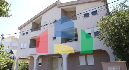 Hotel with 6 large apartments in Ulcinj, far from Velika Plaža, Štoj.