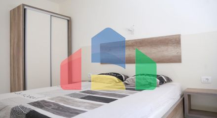 Hotel with 6 large apartments in Ulcinj, far from Velika Plaža, Štoj.