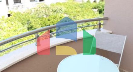 Отель с 6 большими апартаментами в Улцине, далеко от Велика плажа, Штой.