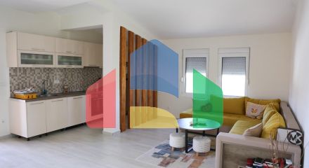 Отель с 6 большими апартаментами в Улцине, далеко от Велика плажа, Штой.