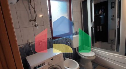 Предлагается к продаже дом площадью 155 м2 с земельным участком 322 м2 пригopoде города Ульцинь (Дoньи Штой) Предлагается к продаже дом площадью 155 м2 с земельным участком 322 м2 пригopoде города Ульцинь (Дoньи Штой)