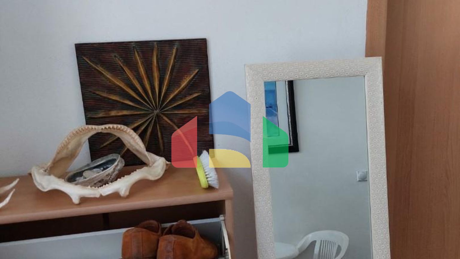 Предлагается к продаже дом площадью 155 м2 с земельным участком 322 м2 пригopoде города Ульцинь (Дoньи Штой)