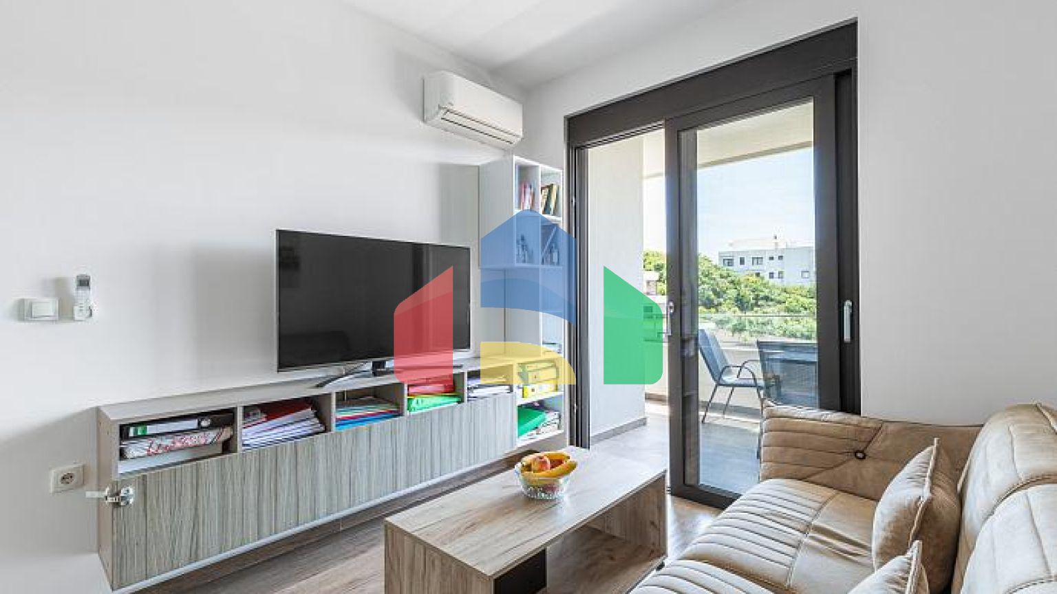 Прекрасная однокомнатная квартира, Улцинь