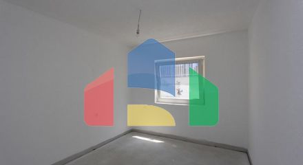 Двухэтажный дом в Дони Штой