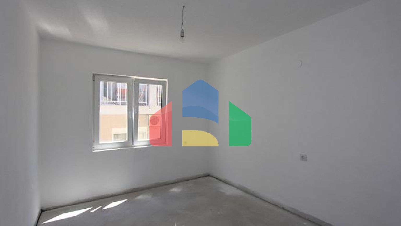 Двухэтажный дом в Дони Штой