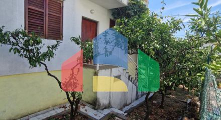 Таунхаус с садом в Утехе рядом с морем