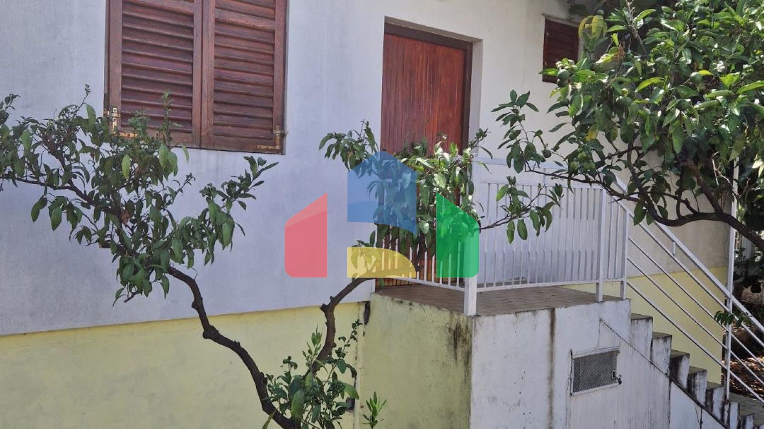 Таунхаус с садом в Утехе рядом с морем