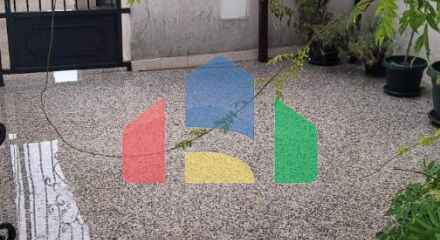 Трёхэтажная вилла на первой линии, Хладна Увала