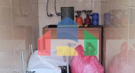 Трёхэтажная вилла на первой линии, Хладна Увала