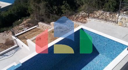 Новая вилла в Утехе