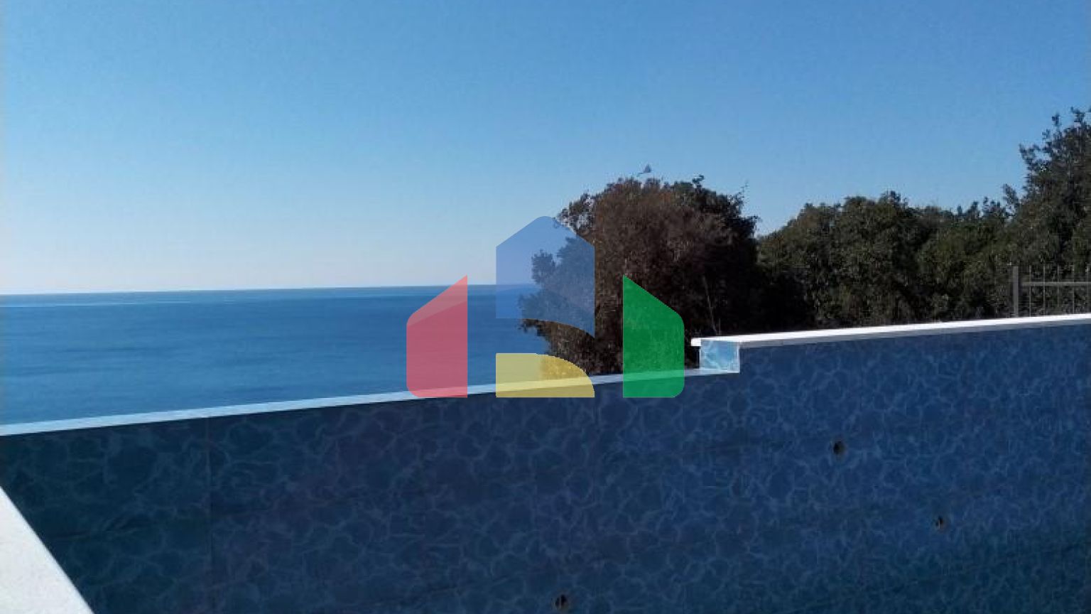 Новая вилла в Утехе