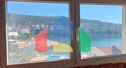 Мини-отель с апартаментами на первой береговой линии в Утехе, Хладна Увала.