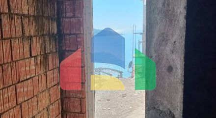 Мини-отель с апартаментами на первой береговой линии в Утехе, Хладна Увала.