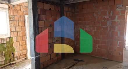 Мини-отель с апартаментами на первой береговой линии в Утехе, Хладна Увала.