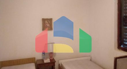 Легальный дом в тихом и живописном месте в Утехе
