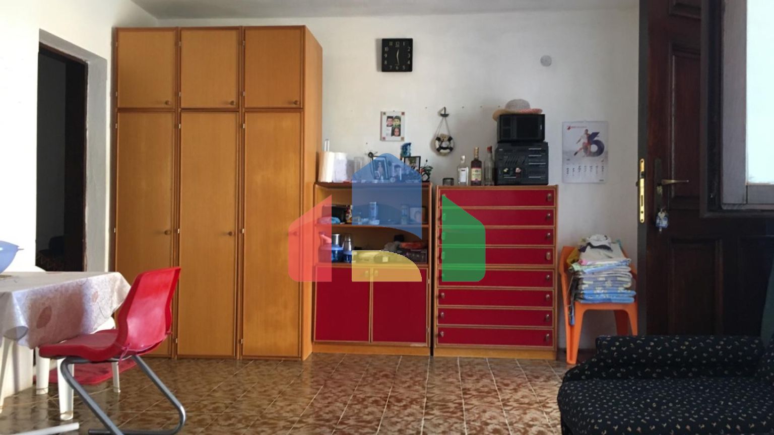 Двухэтажный таунхаус в Утехе в тихом районе