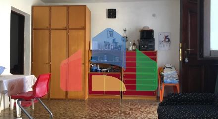 Двухэтажный таунхаус в Утехе в тихом районе