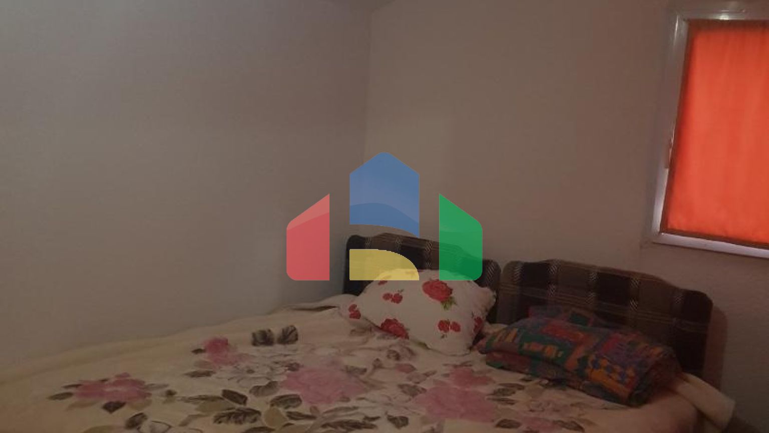 Двухэтажный дом живописном месте  в Утехе, Бар