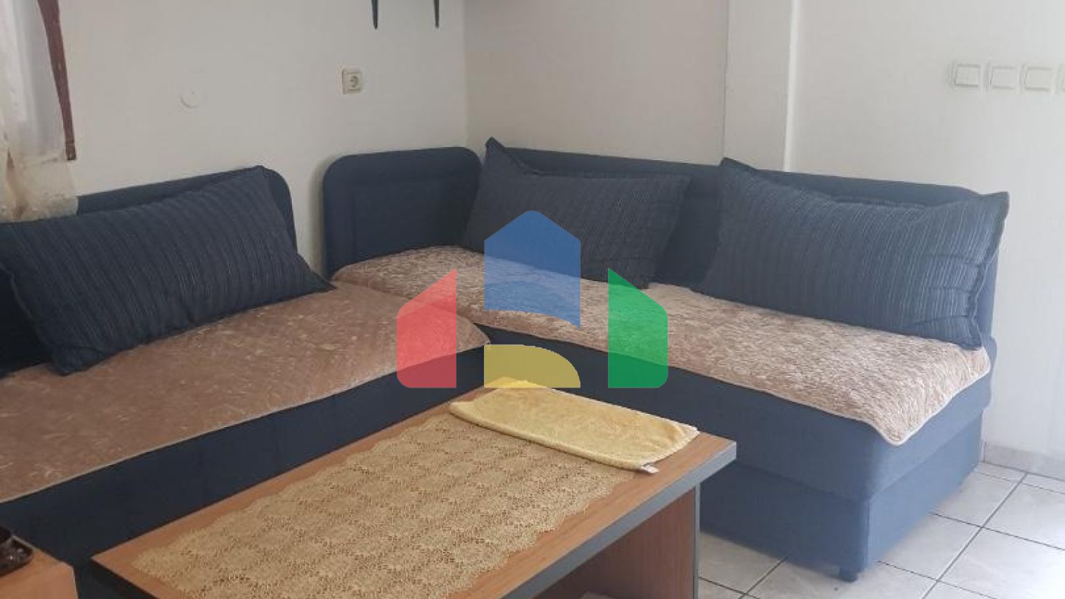 Двухэтажный дом живописном месте  в Утехе, Бар