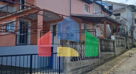 Двухэтажный дом живописном месте  в Утехе, Бар