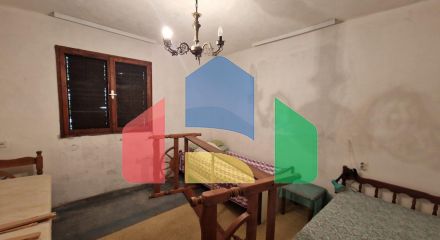 Легальный одноэтажный дом  с гаражом Утехе.