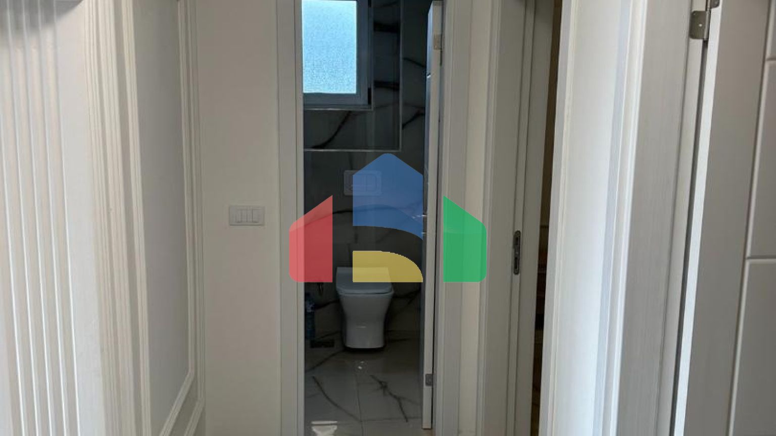 Квартира с двумя спальнями  в Утехе, Бар