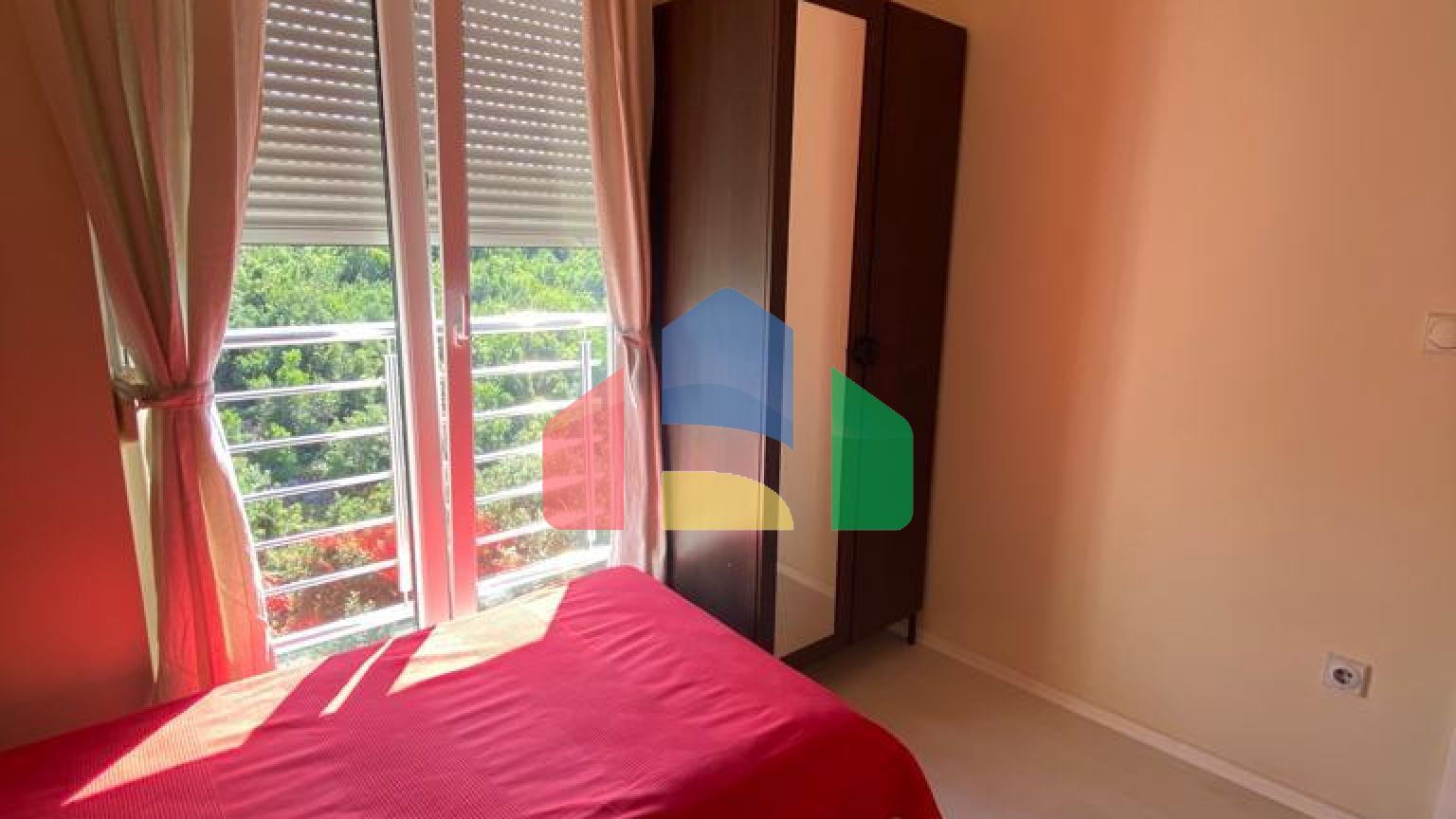 Квартира с видом на море в 100 метрах от пляжа