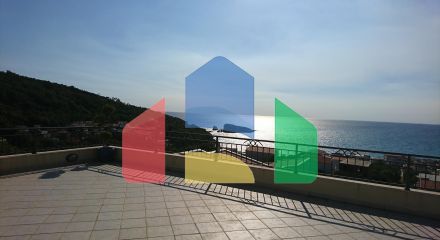 Вилла с ландшафтным дизайном в Утехе