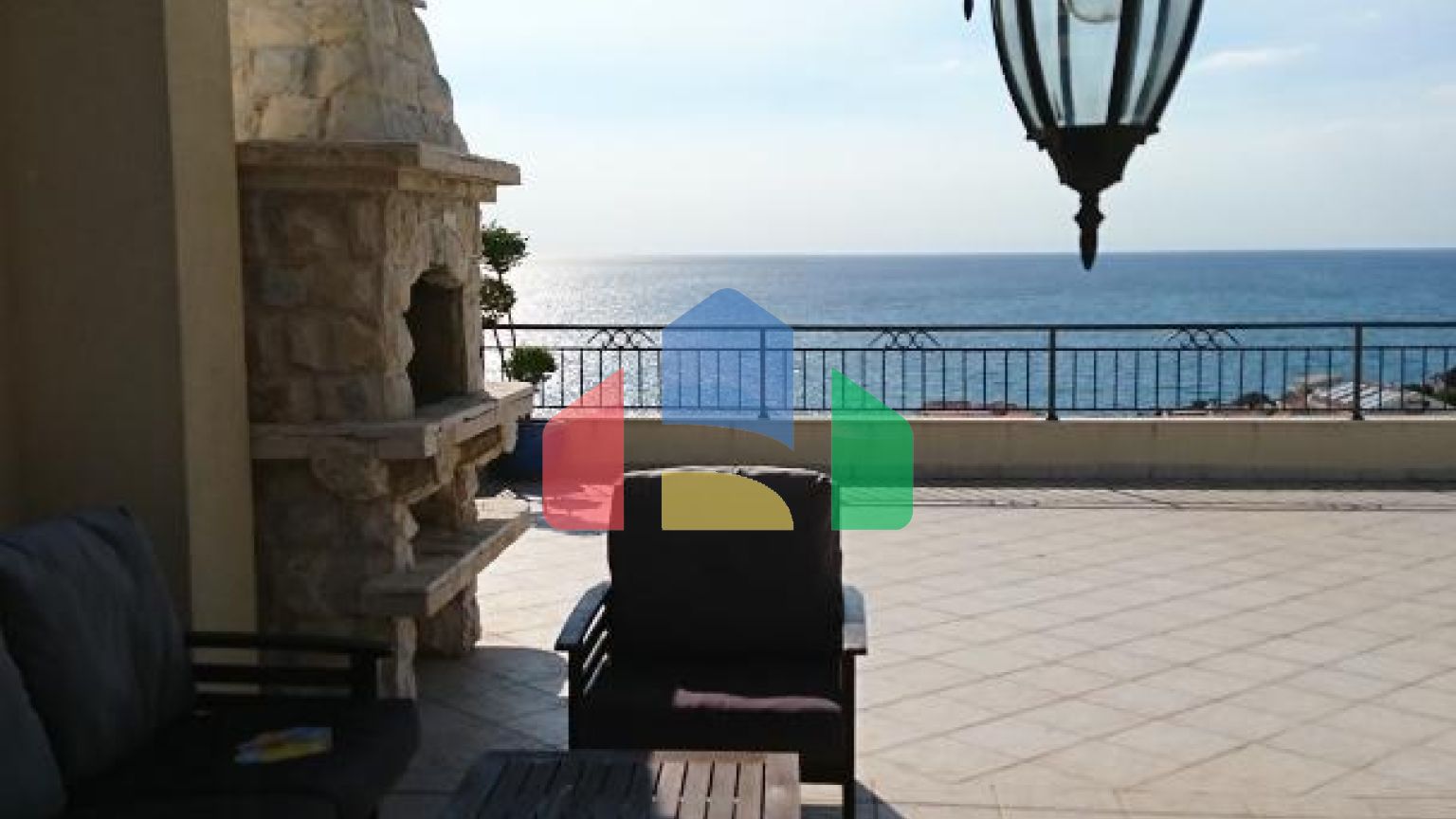 Вилла с ландшафтным дизайном в Утехе