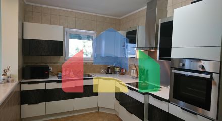 Вилла с ландшафтным дизайном в Утехе