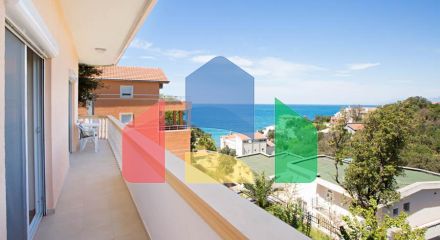 Светлый просторный трехэтажный дом в Утехе Светлый просторный трехэтажный дом в Утехе