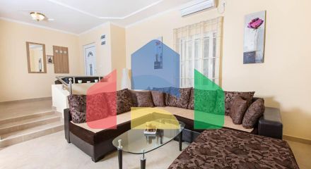 Светлый просторный трехэтажный дом в Утехе Светлый просторный трехэтажный дом в Утехе