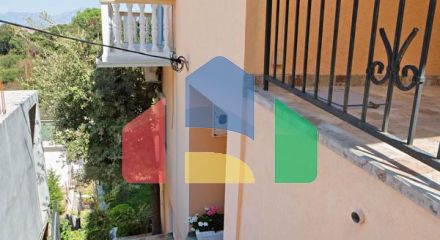 Светлый просторный трехэтажный дом в Утехе Светлый просторный трехэтажный дом в Утехе