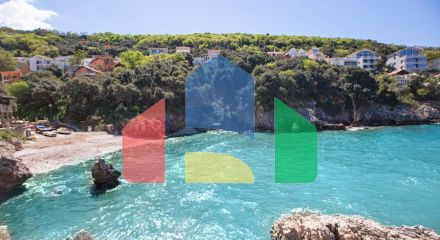 Светлый просторный трехэтажный дом в Утехе Светлый просторный трехэтажный дом в Утехе