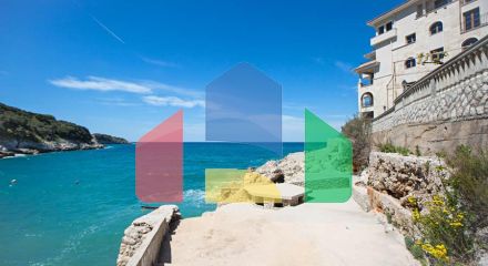 Светлый просторный трехэтажный дом в Утехе Светлый просторный трехэтажный дом в Утехе