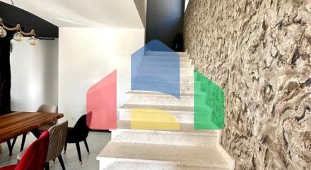 Просторная вилла с видом на море и бассейном в Утехе, всего в 100 метрах от пляжа!