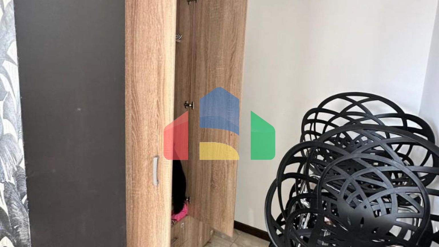 Просторная вилла с видом на море и бассейном в Утехе, всего в 100 метрах от пляжа!