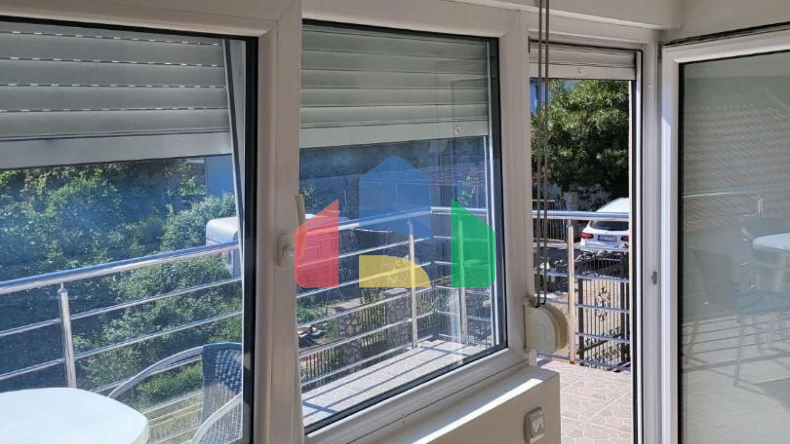 Мини-отель на Утехе не далеко от пляжа по хорошей цене