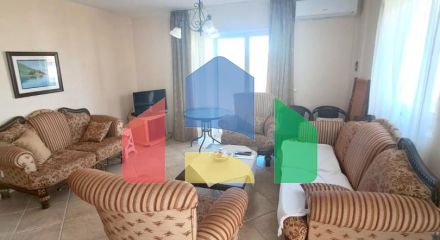 House with sea views 5 minutes walk from the beach on Utekha