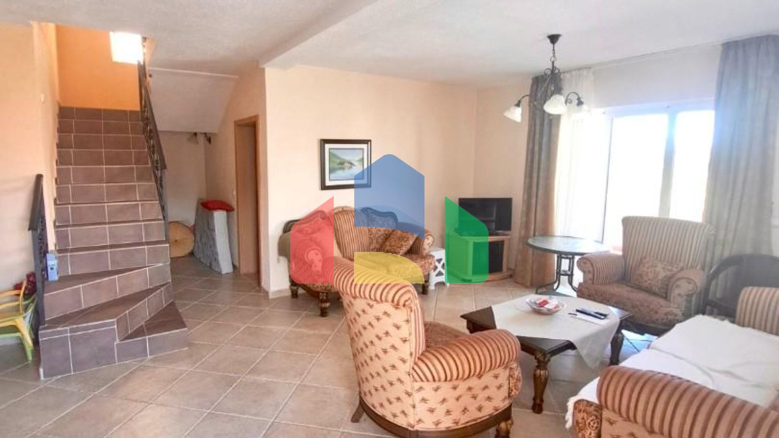 Дом с видом на море в 5 минутах ходьбы от пляжа на Утехе