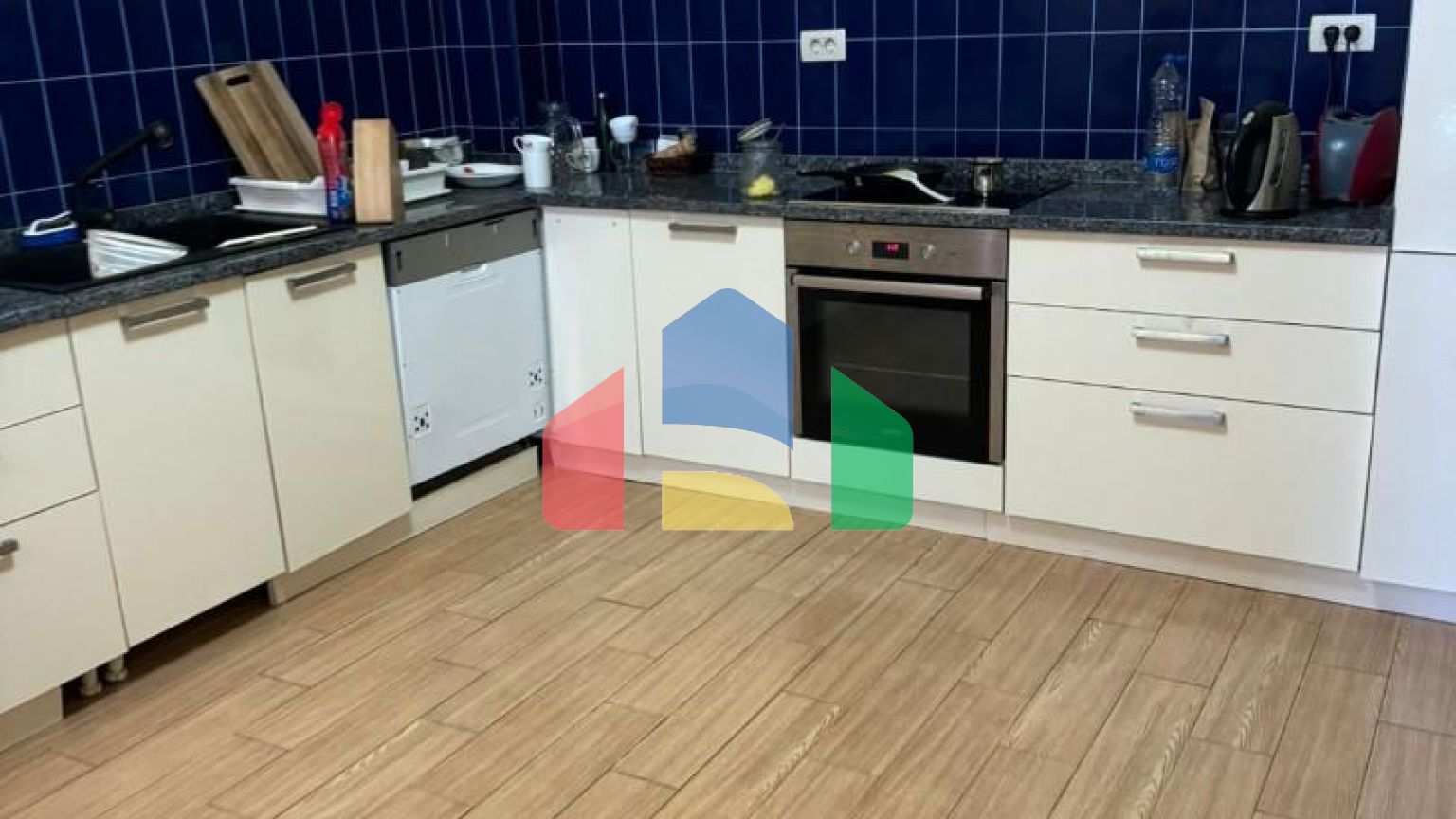 Вилла на первой линии в Утехе - 750.000 евро