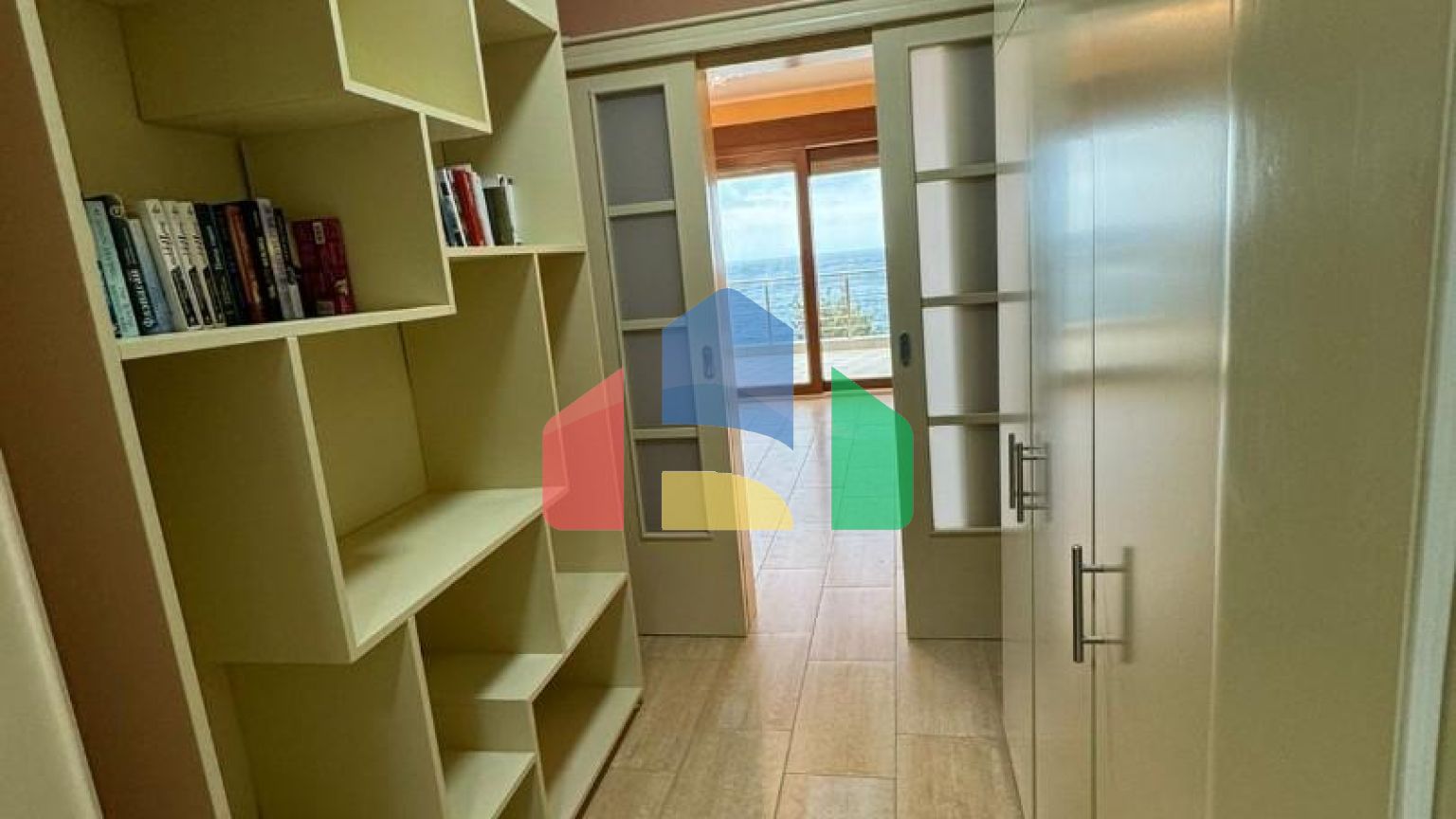 Вилла на первой линии в Утехе - 750.000 евро