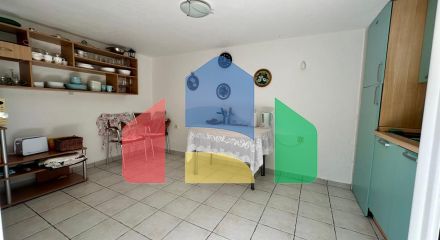 Дом с большим садом на Утехе